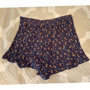 American Eagle floral shorts